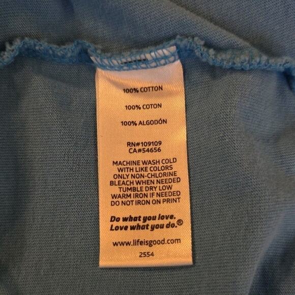 Life Is Good Medium Crusher Tee Blue V-Neck “Purple Mountains Majesty” T-Shirt - Picture 9 of 9